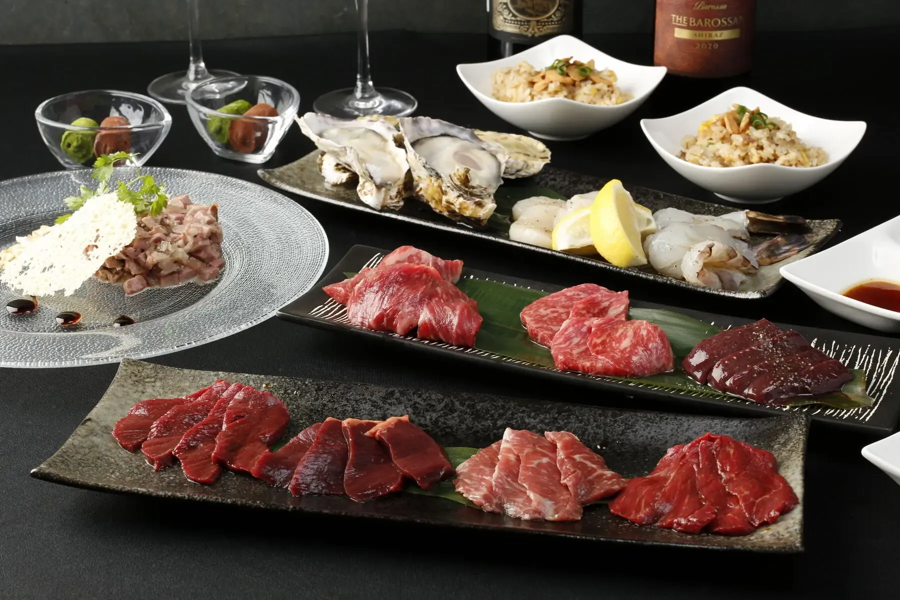 馬肉×ワイン 気まぐれバル 恵比寿 Whimのコースのお料理と生牡蠣